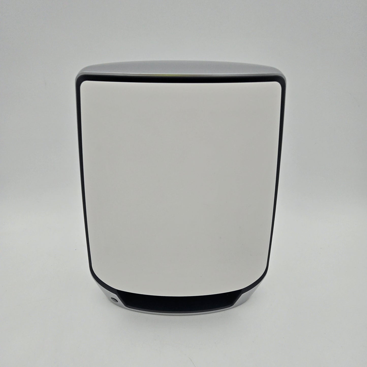 NETGEAR Orbi RBR850 Tri Band RBR850 Mesh WiFi Router W/ Two Satellites