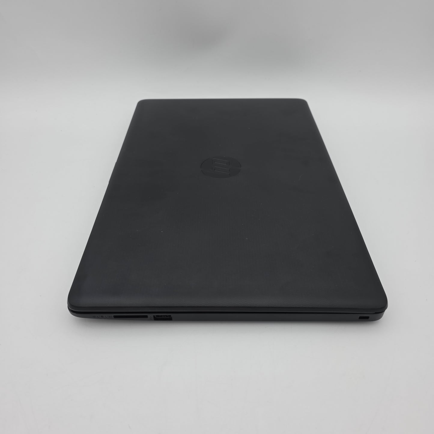 HP Laptop 15Z-DB000 A9-9425 3.1GHz
