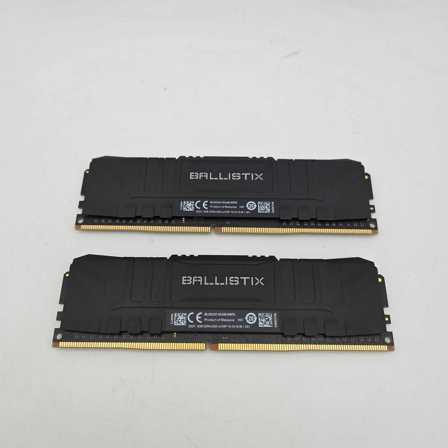 Crucial Ballistix 16GB (2x8GB) RAM DDR4 3200MHz BL8G32C16U4B.M8FE