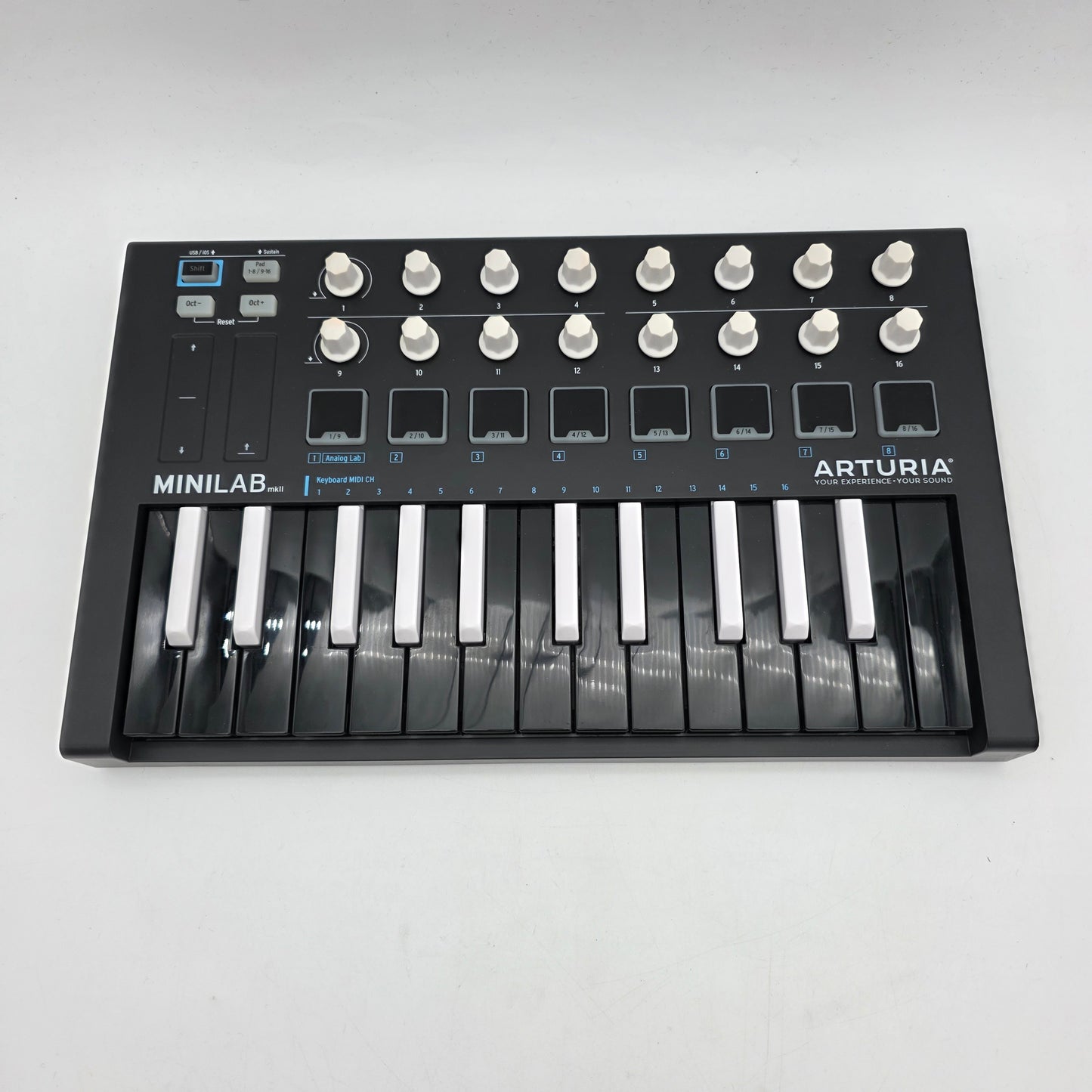 Arturia Minilab Universal Midi Controller MKII