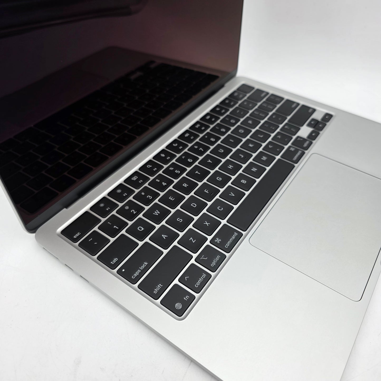 2025 Apple MacBook Air 13.6" M4 4.5GHz 16GB RAM 256GB SSD A3240