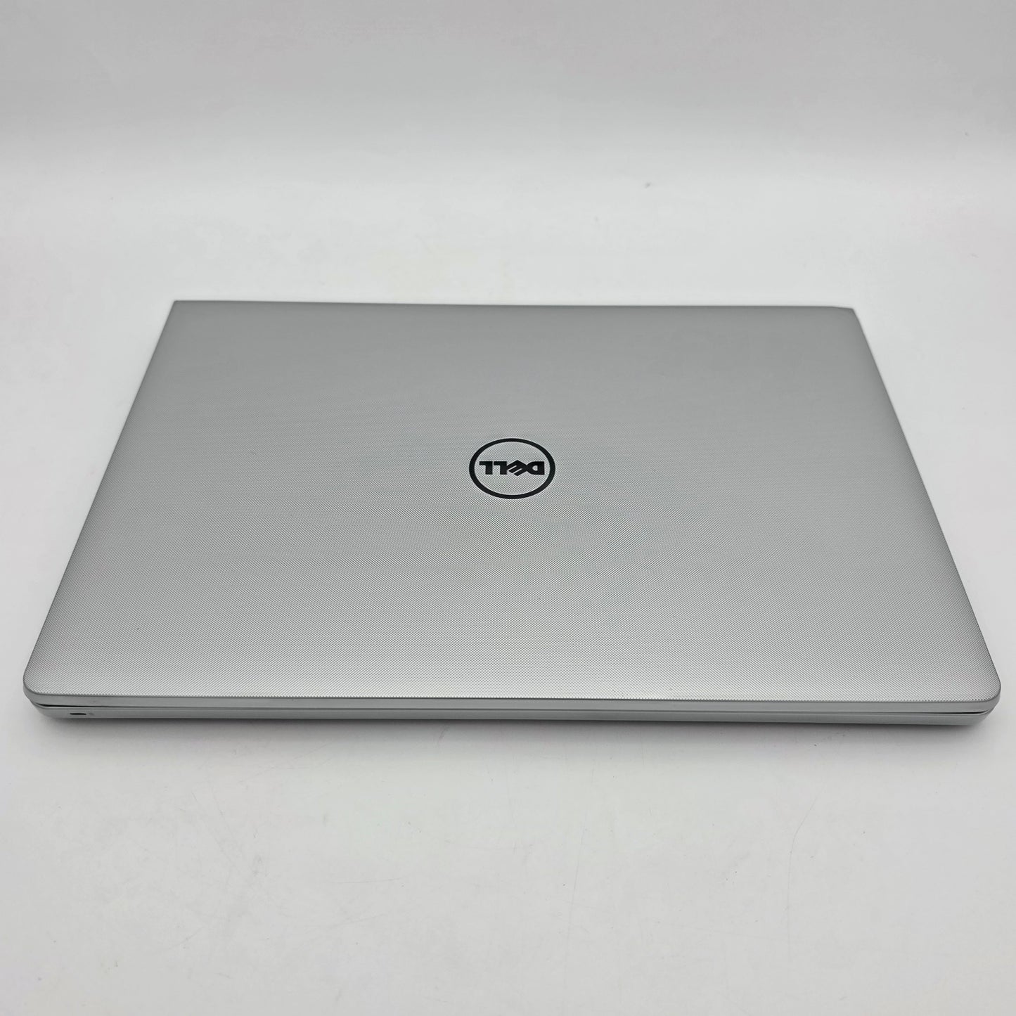 Dell Inspiron 15 5000 15" i5-8250U 2.3GHz 16GB RAM 1TB SSD