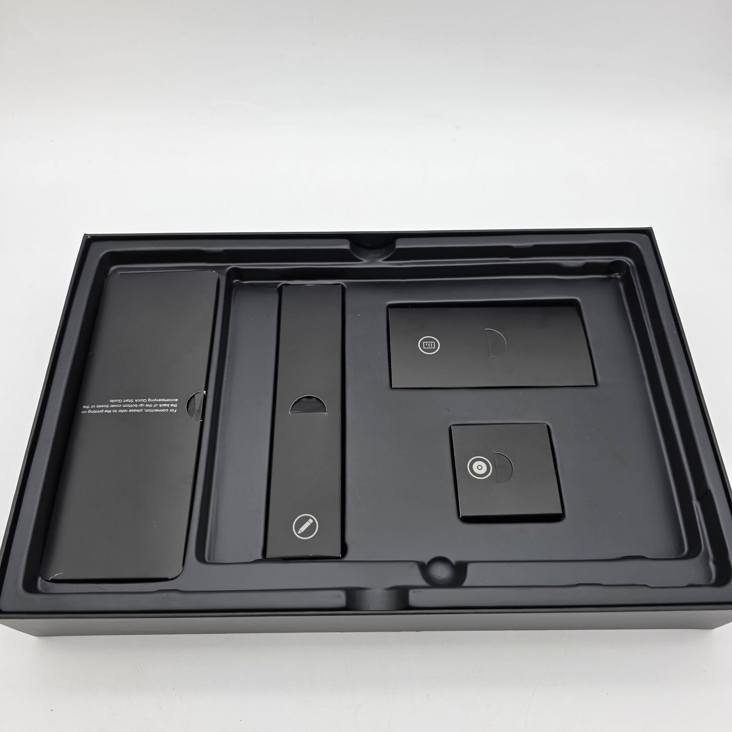 HUION KAMVAS PRO 13 2.5K Creative Pen Display GT1302