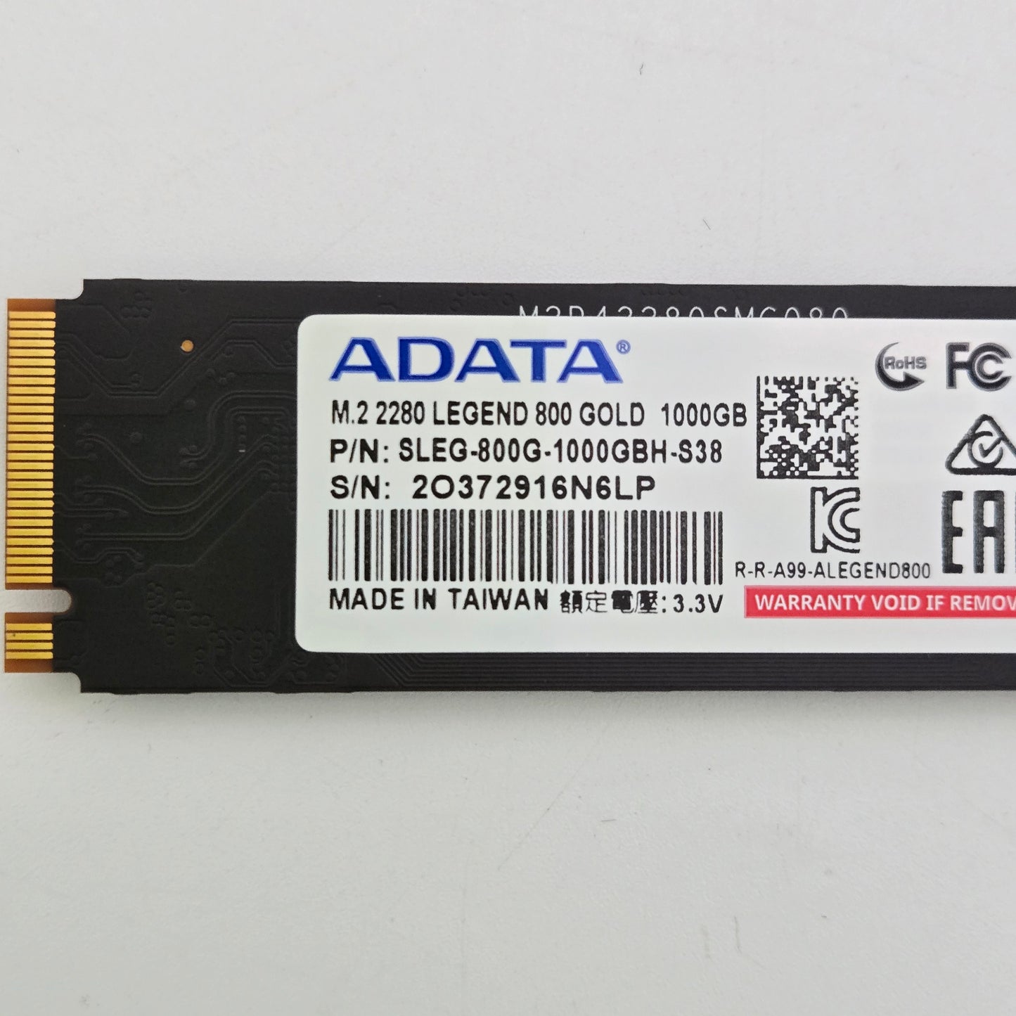 ADATA 2280mm Legend 800 Gold 1TB PCIe Gen4 NVMe M.2 SSD SLEG-800G-1000GBH-S38