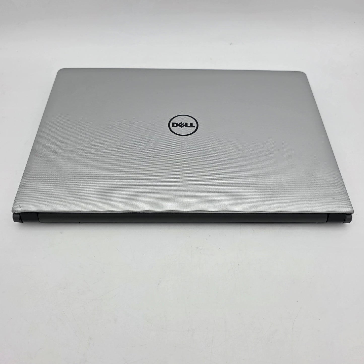 Dell Inspiron 15 5000 15" i5-8250U 2.3GHz 16GB RAM 1TB SSD