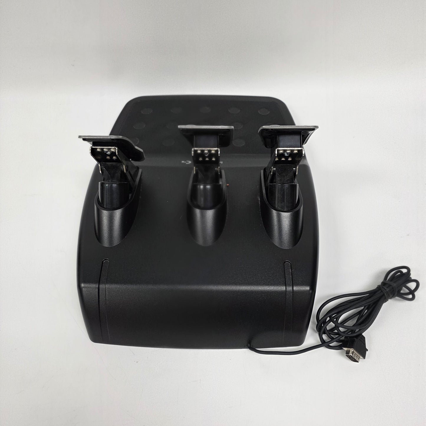 Logitech G920  Racing Wheel and Pedal For Xbox/PC W-U0004