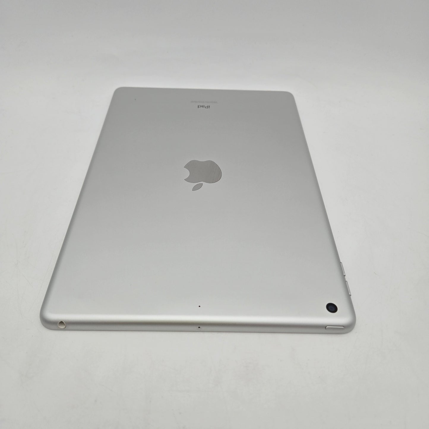 WiFi Only Apple iPad 8th Gen 32GB 17.6.1 Gold A2270