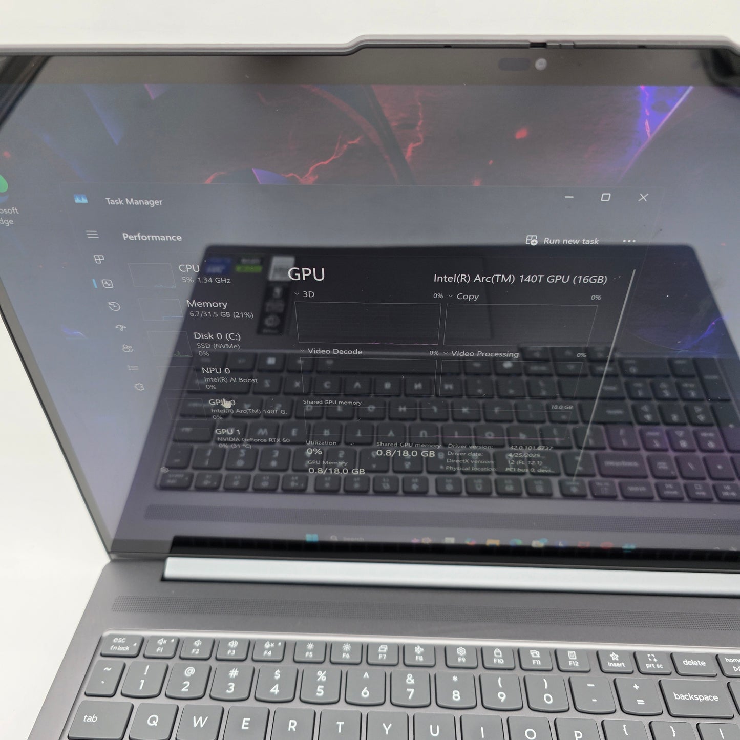 Lenovo IdeaPad 5 PRO 16" Core Ultra 9 285H 32GB RAM 1TB SSD GeForce RTX 5050