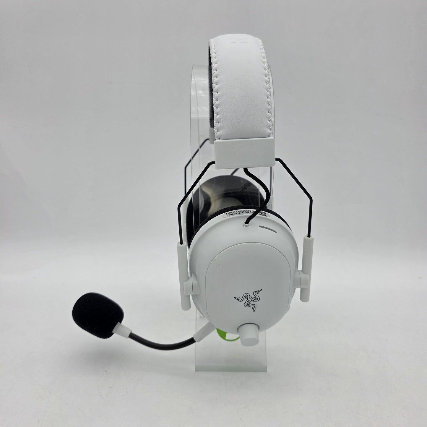 Razer BLACKSHARK V2 Gaming Headset White RZ04-04530600