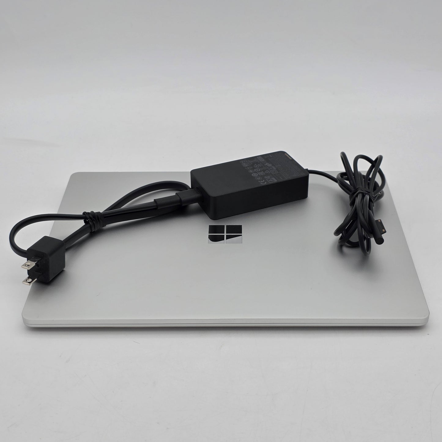 Microsoft Surface Go 2 1943 12.4" i5-1035G1 1.0GHz 16GB RAM 256GB SSD