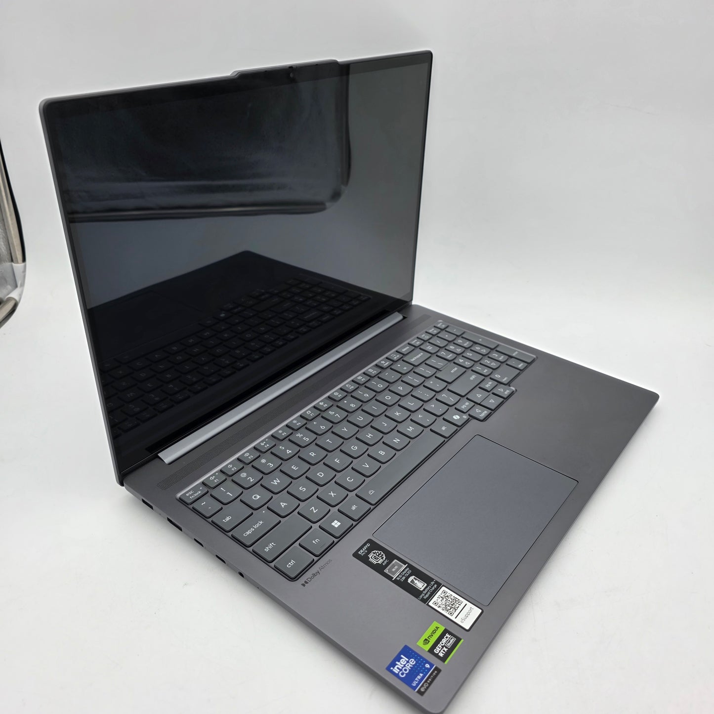 Lenovo IdeaPad 5 PRO 16" Core Ultra 9 285H 32GB RAM 1TB SSD GeForce RTX 5050