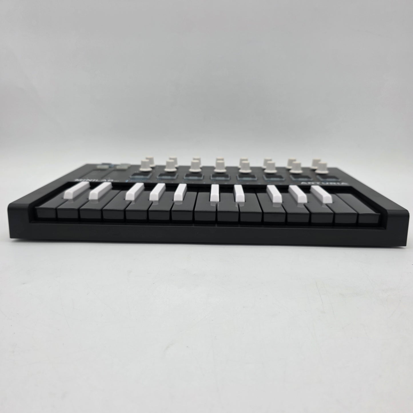 Arturia Minilab Universal Midi Controller MKII