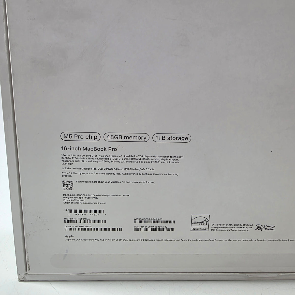 2026 Apple MacBook Pro 16" M5 Pro 20C GPU 4.6GHz 48GB RAM 1TB SSD MGEC4LL/A
