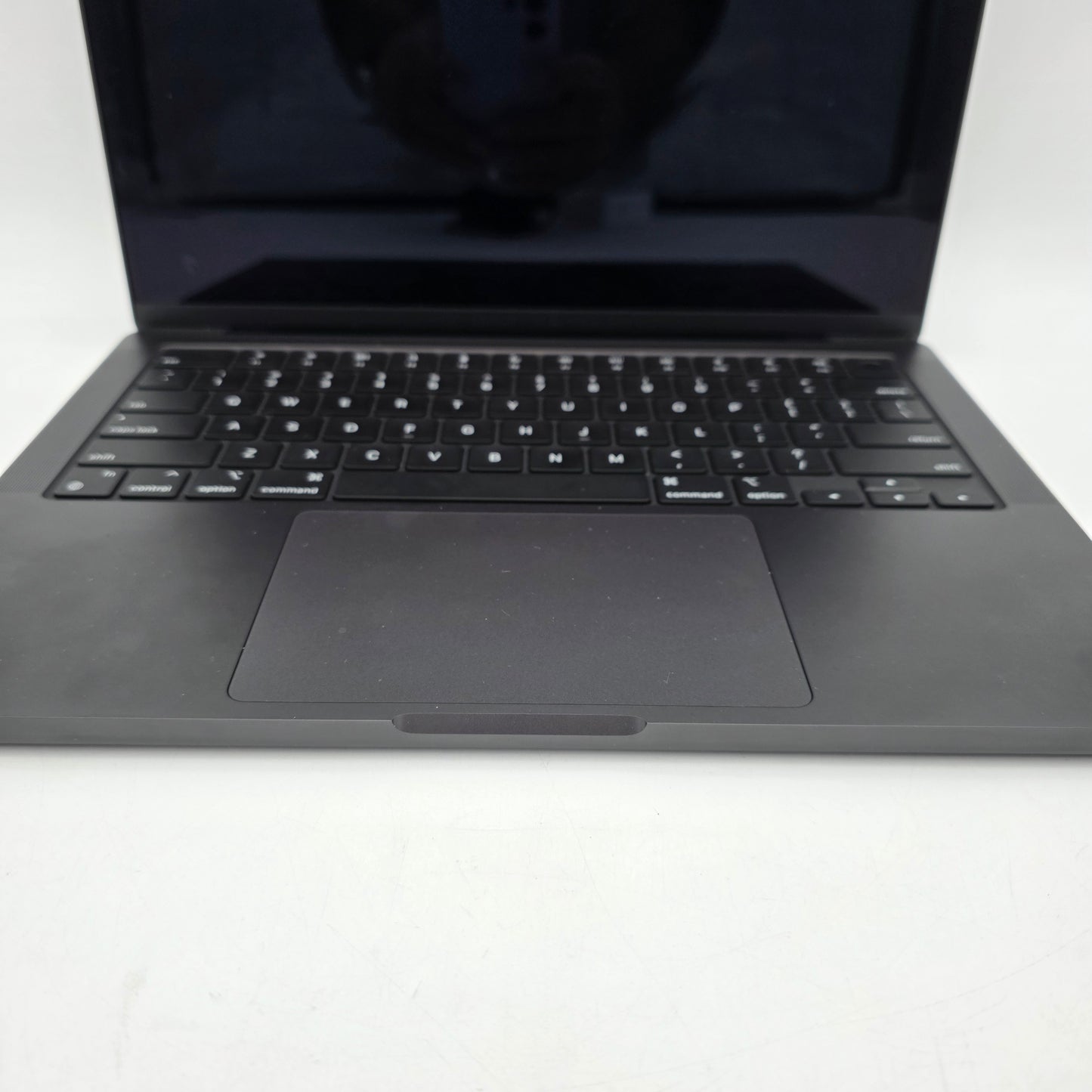 2024 Apple MacBook Air 14" M4 4.5GHz 16GB RAM 512GB SSD MW2U3LL/A
