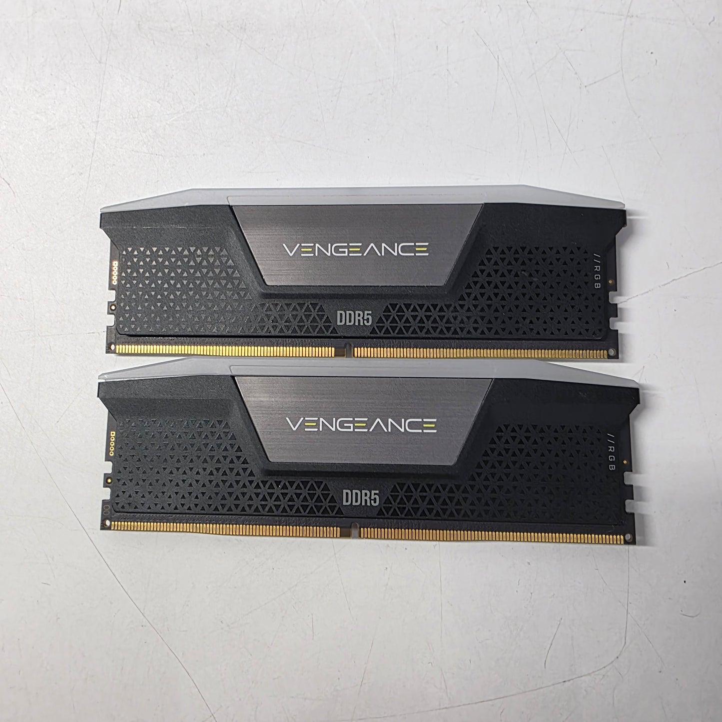 Corsair Vengeance 32GB (2x16GB) RAM DDR5 5200MHz CMH32GX5M2BS200C40