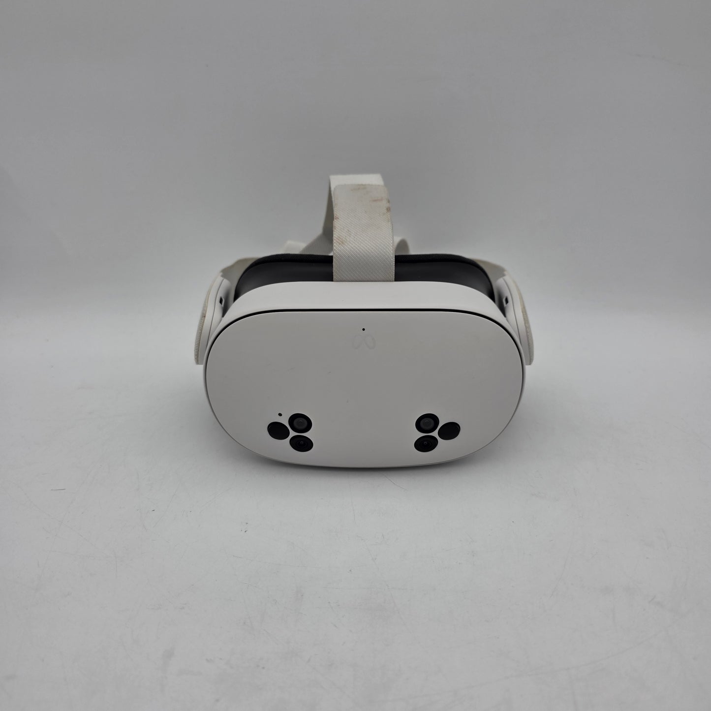 Meta Quest 3S 128GB Standalone All-in-One VR Headset P97