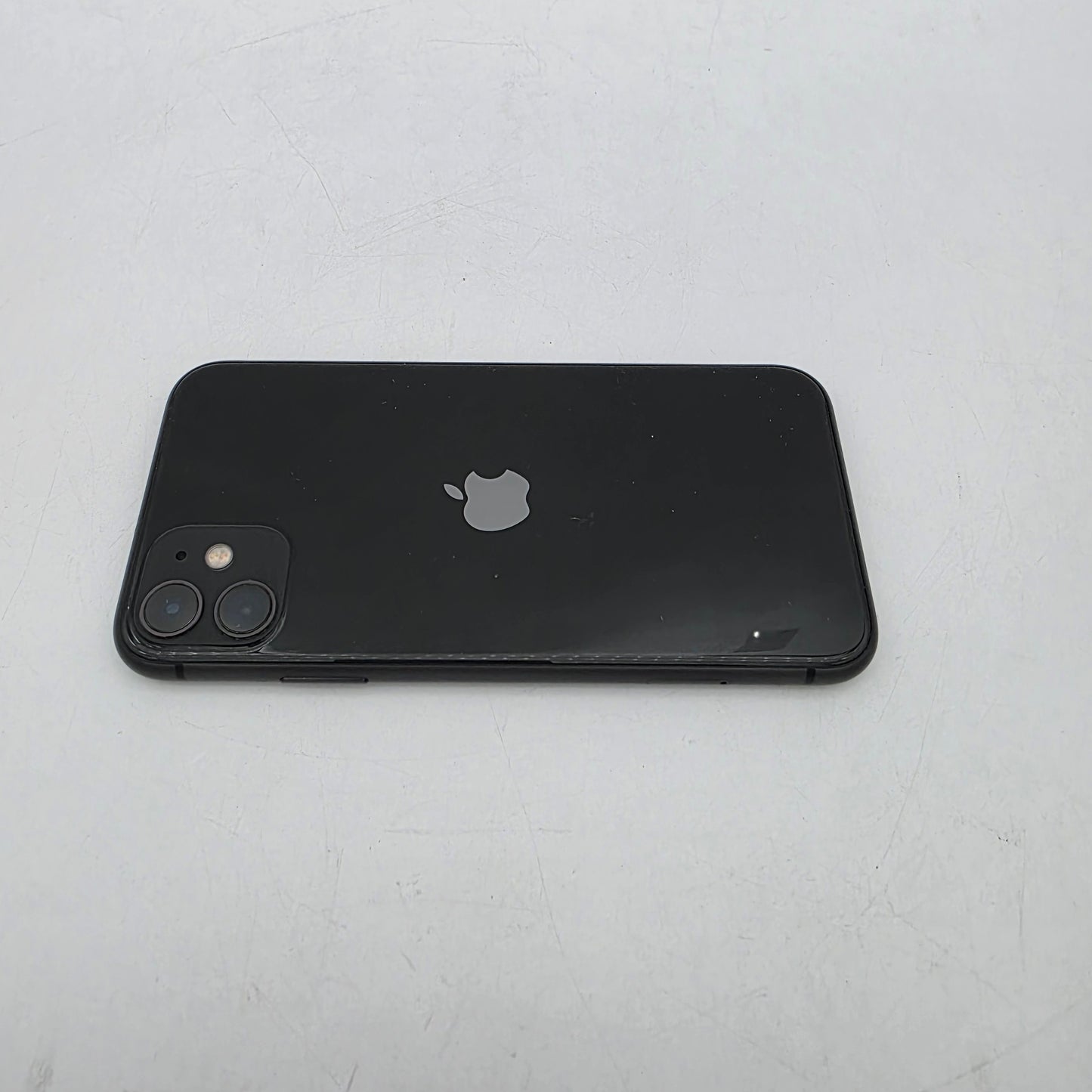 Unlocked Apple iPhone 11 64GB 18.7 Black MH8Y3LL/A