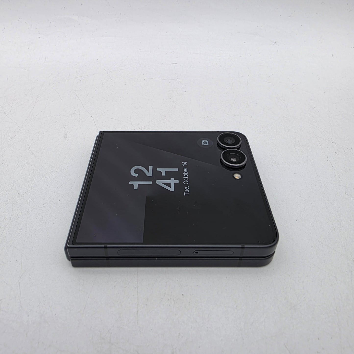 Unlocked Samsung Galaxy Z Flip 7 12GB RAM 512GB SM-F766U1 Absolute Black