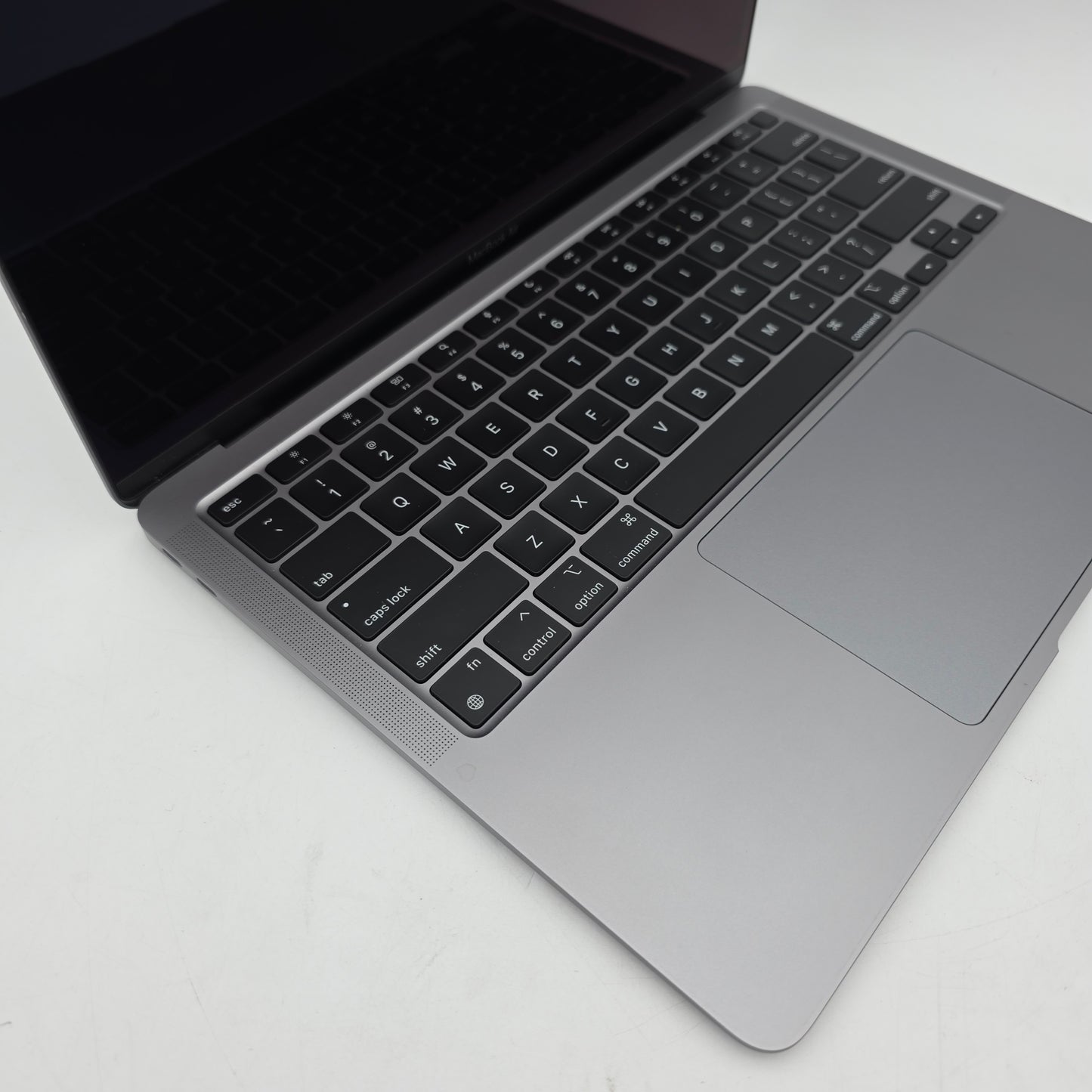 2020 Apple MacBook Air 13.3" M1 7C GPU 3.2GHz 8GB RAM 256GB SSD MGN63LL/A