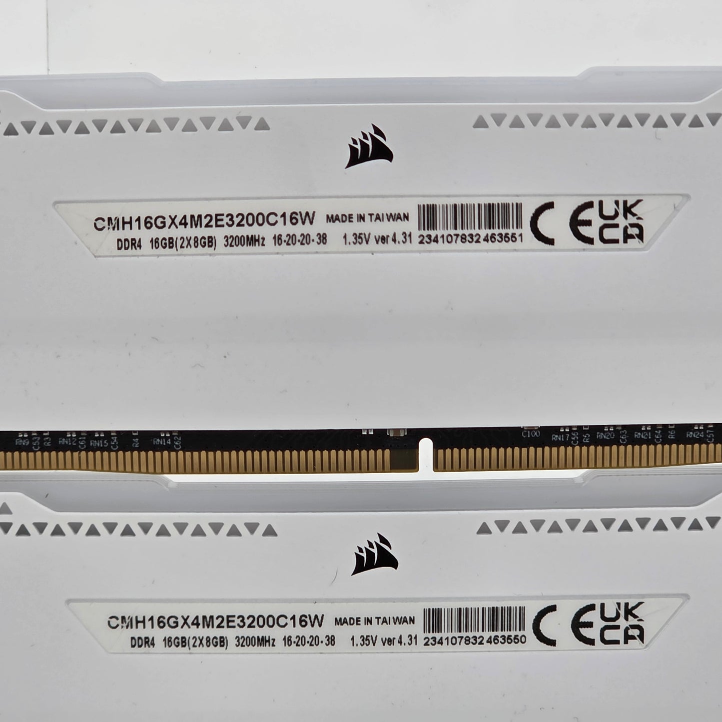 Corsair Vengeance RGB Pro SL 16GB (2x8GB) RAM DDR4 3200MHz CMH16GX4M2E3200C16W