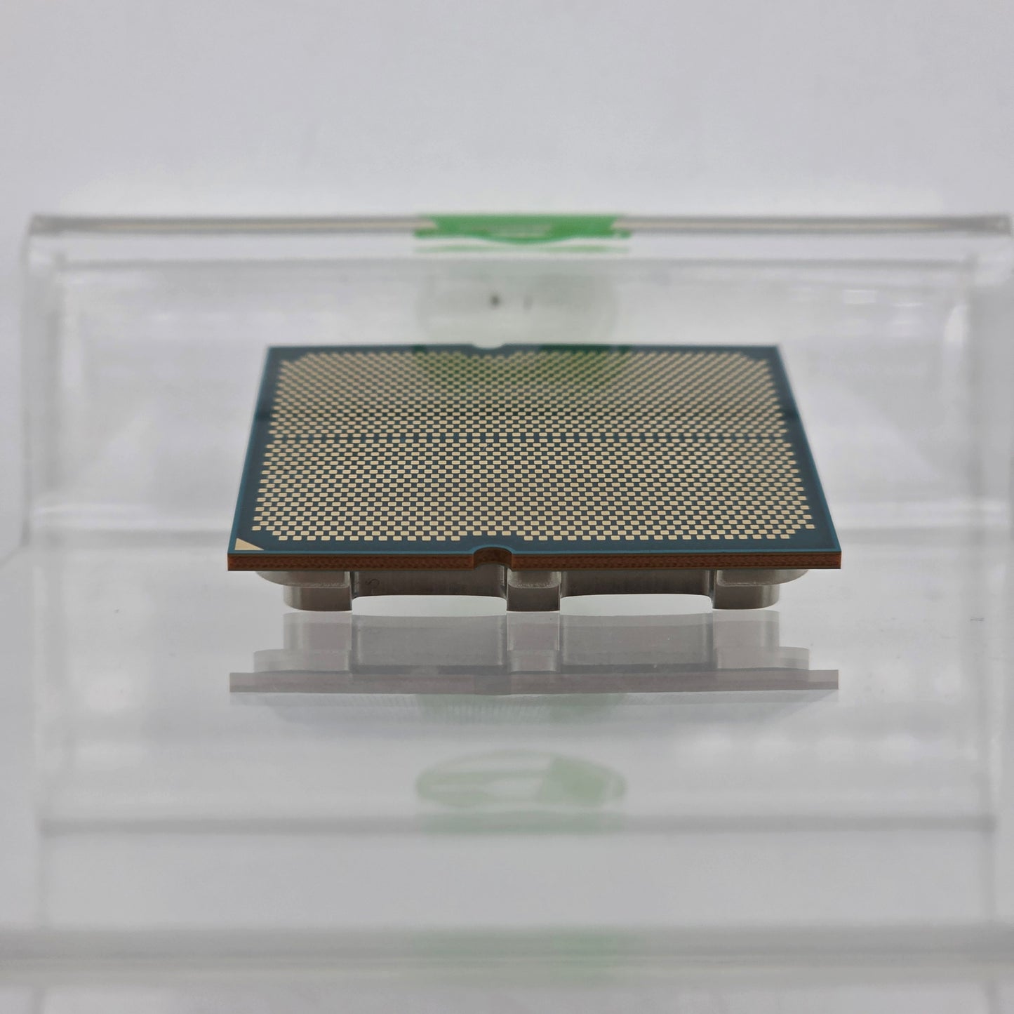 AMD Ryzen 7 9800X3D 4.70GHz 8 Core 100-0000001084 16 Thread AM5