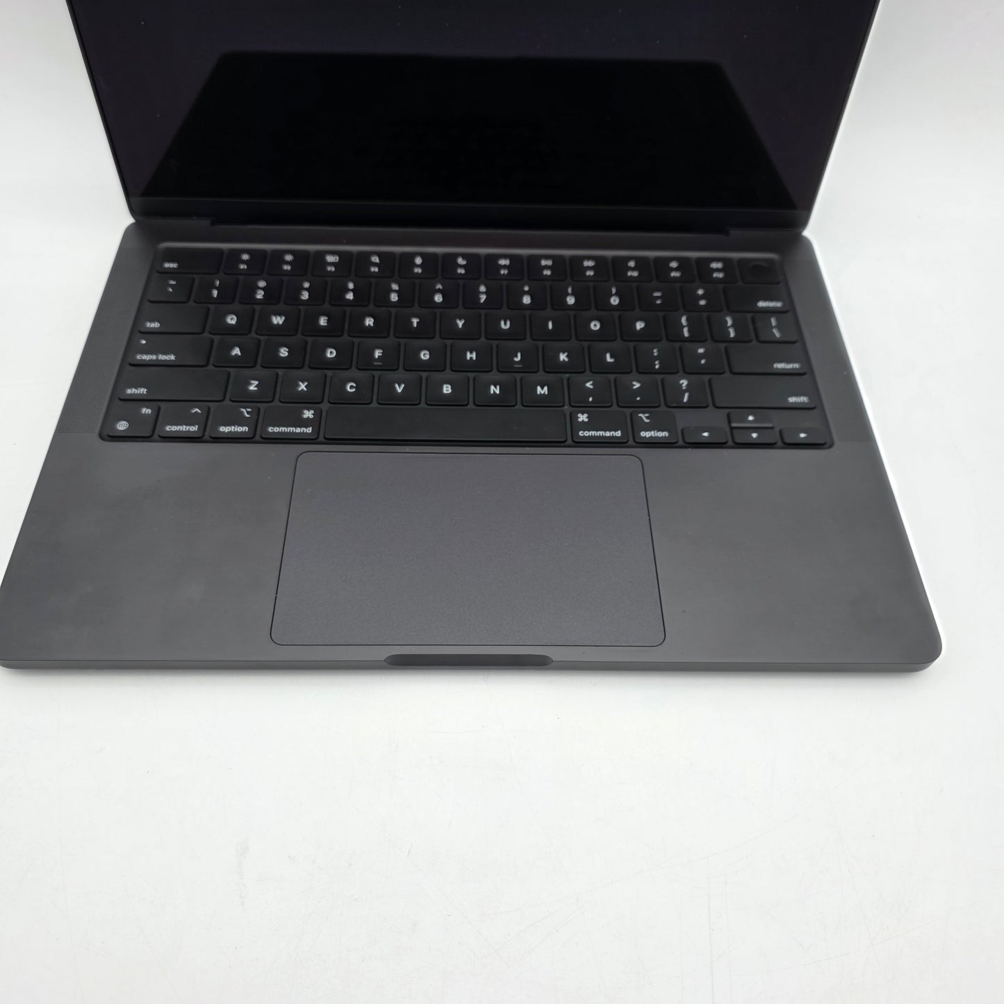 2024 Apple MacBook Air 14" M4 4.5GHz 16GB RAM 512GB SSD MW2U3LL/A