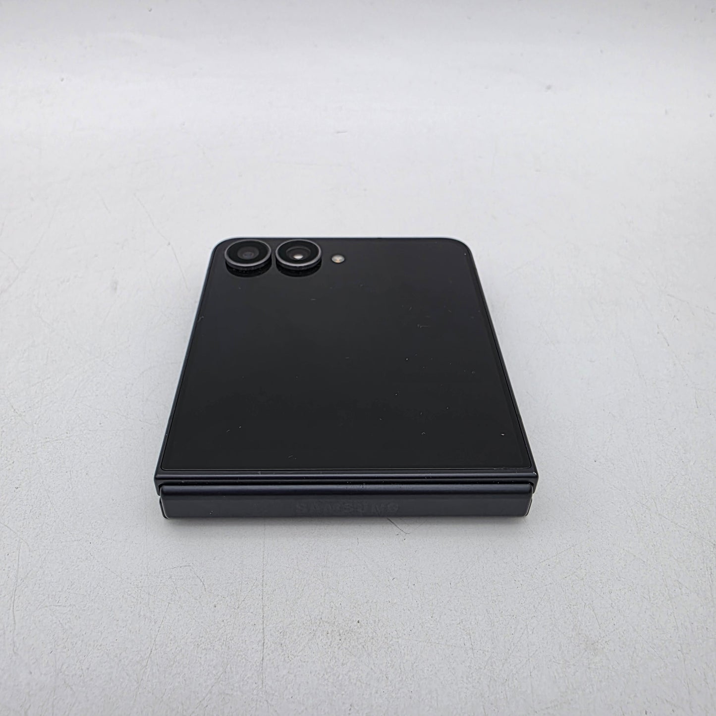 Unlocked Samsung Galaxy Z Flip 7 12GB RAM 512GB SM-F766U1 Absolute Black