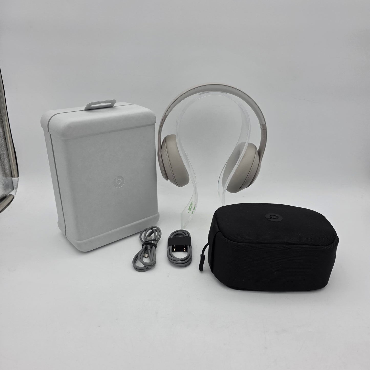 Beats Studio Pro Wireless Over-Ear Bluetooth Headphones Sandstone A2924