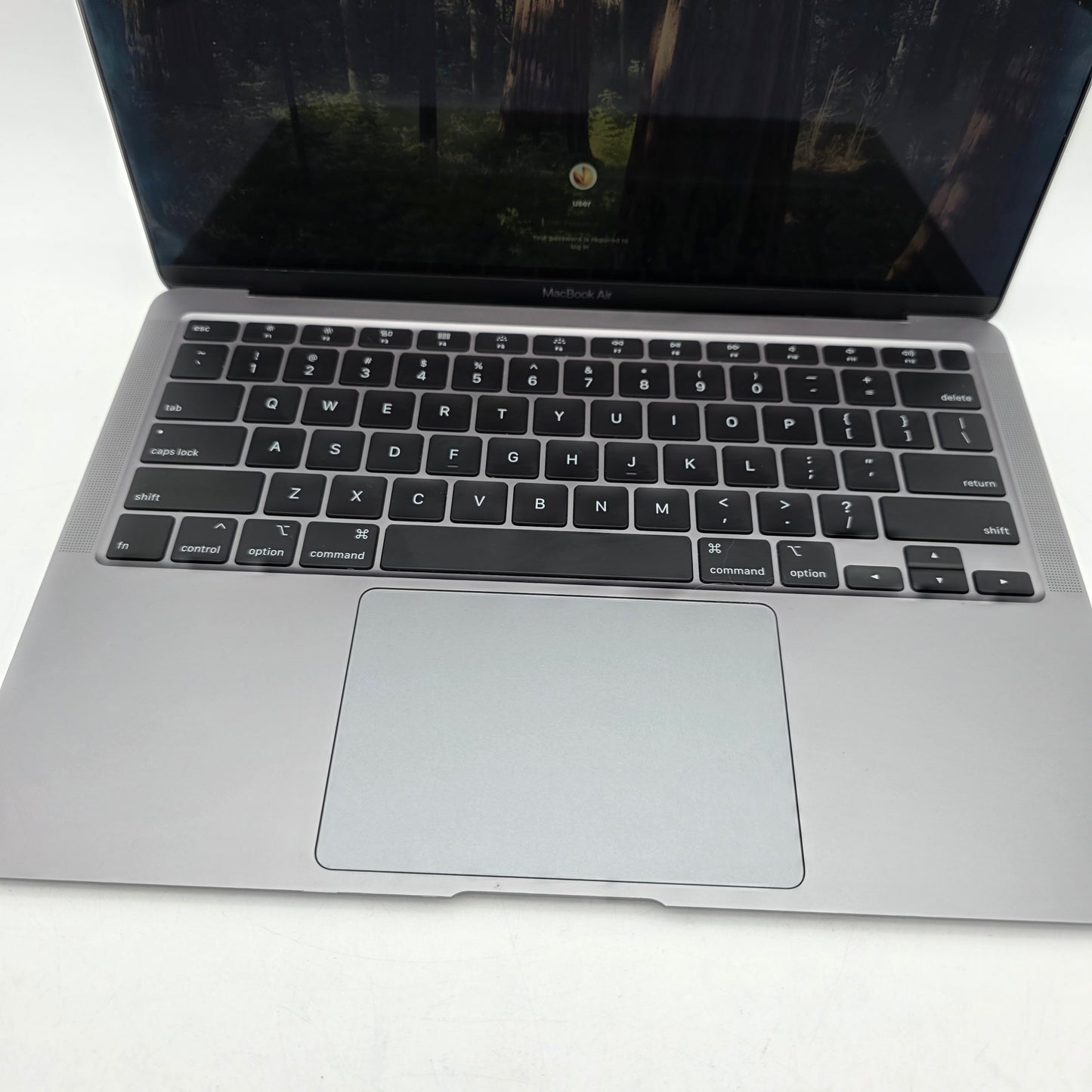 2020 Apple MacBook Air 13.3" i3 1.1GHz 8GB RAM 256GB SSD Space gray A2179