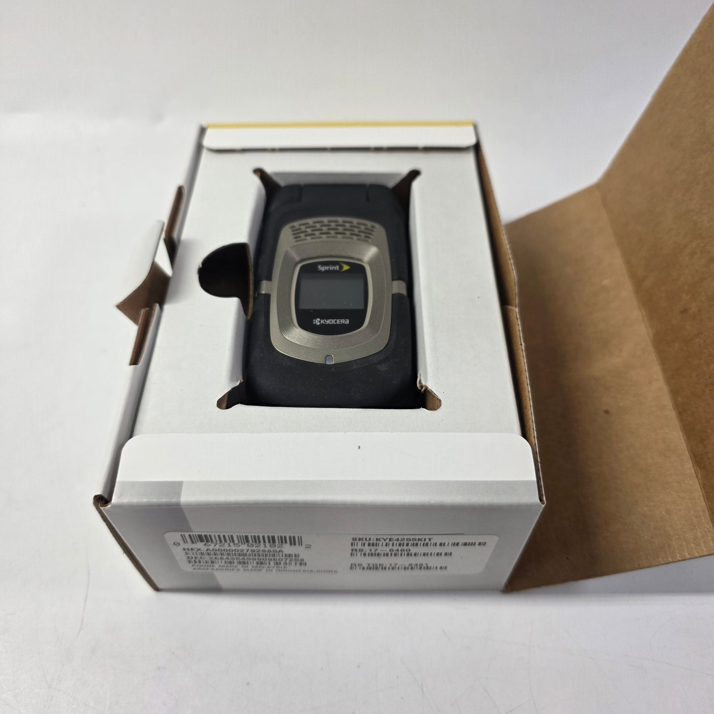 Lot OF 3 Kyocera Druamax Cell Phone KYE4255KITs