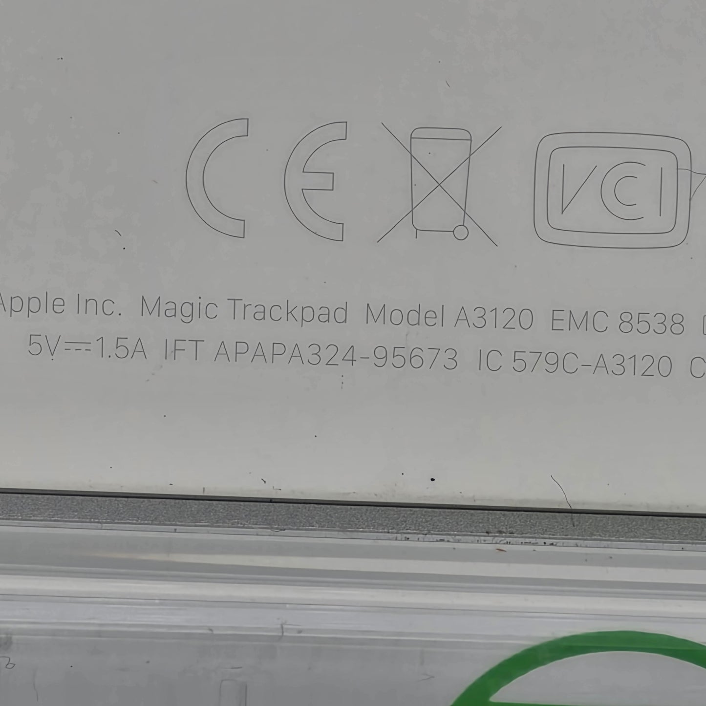 Apple Magic Trackpad (USB-C) White
