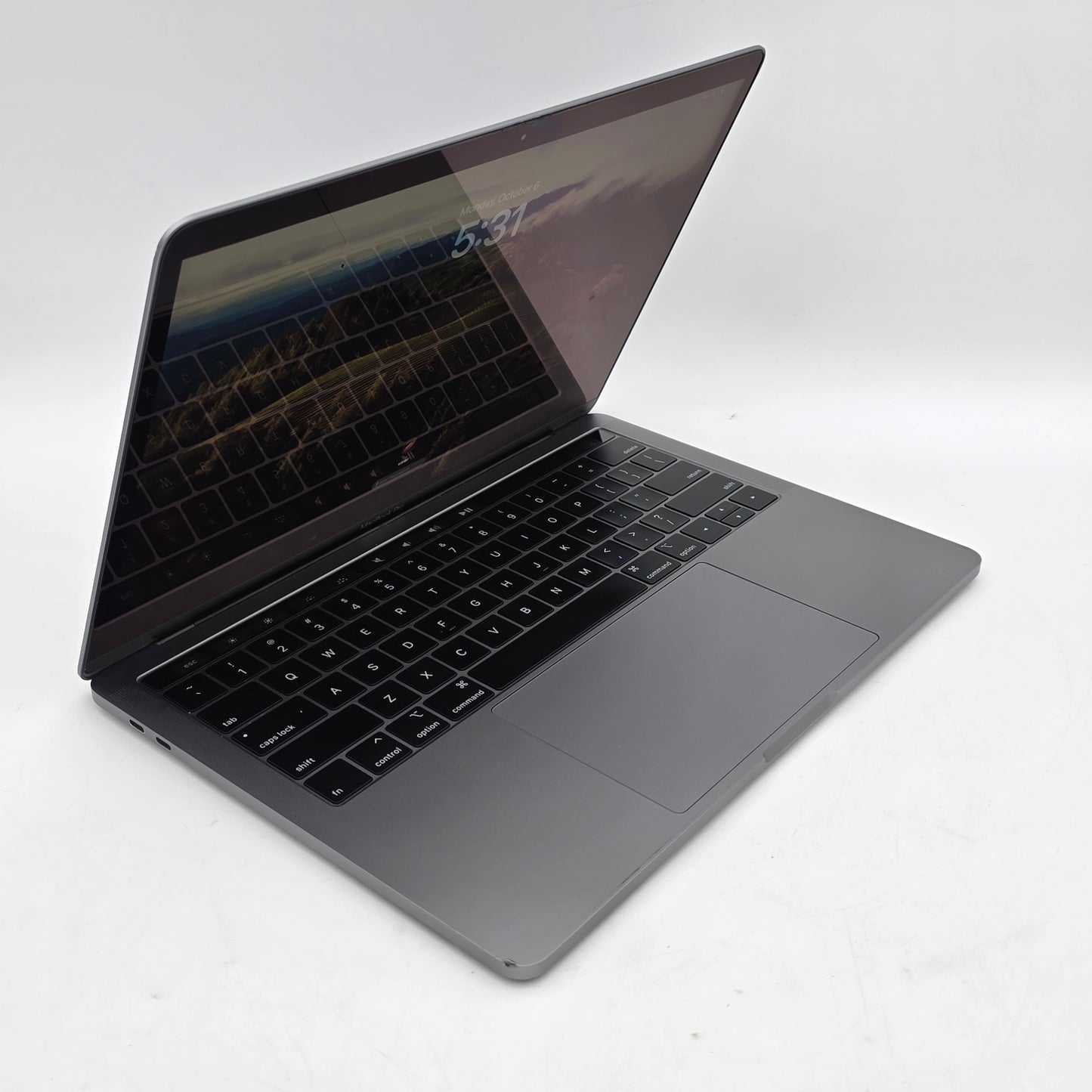 2018 Apple MacBook Pro 13.3" i5 1.7GHz 8GB RAM 256GB SSD Silver A1989