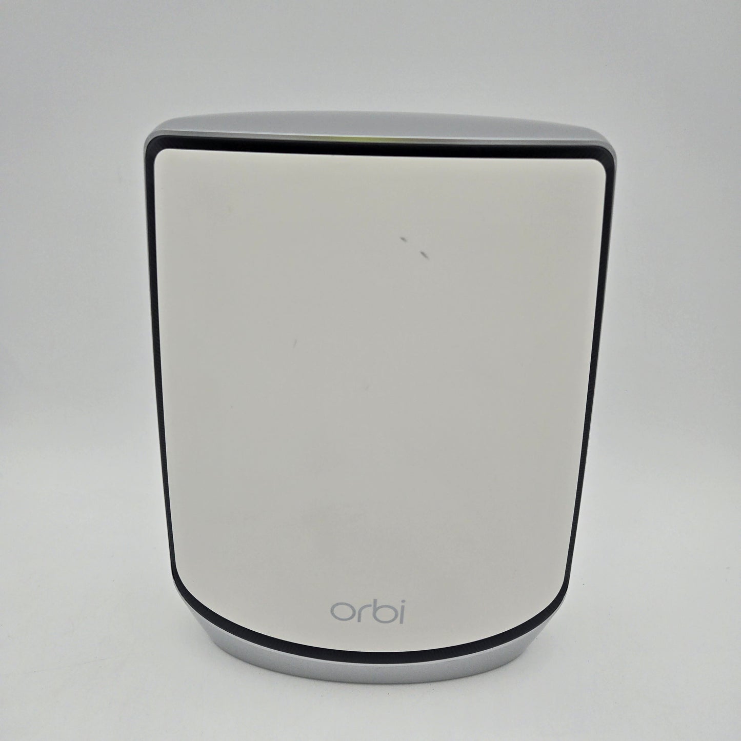 NETGEAR Orbi RBR850 Tri Band RBR850 Mesh WiFi Router W/ Two Satellites
