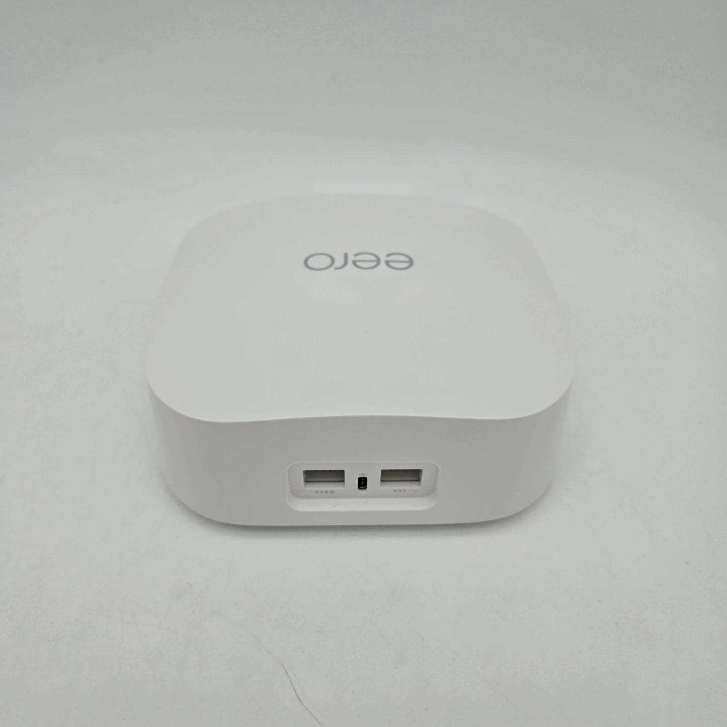 eero PoE 6 Dual Band T010001 Mesh WiFi Router