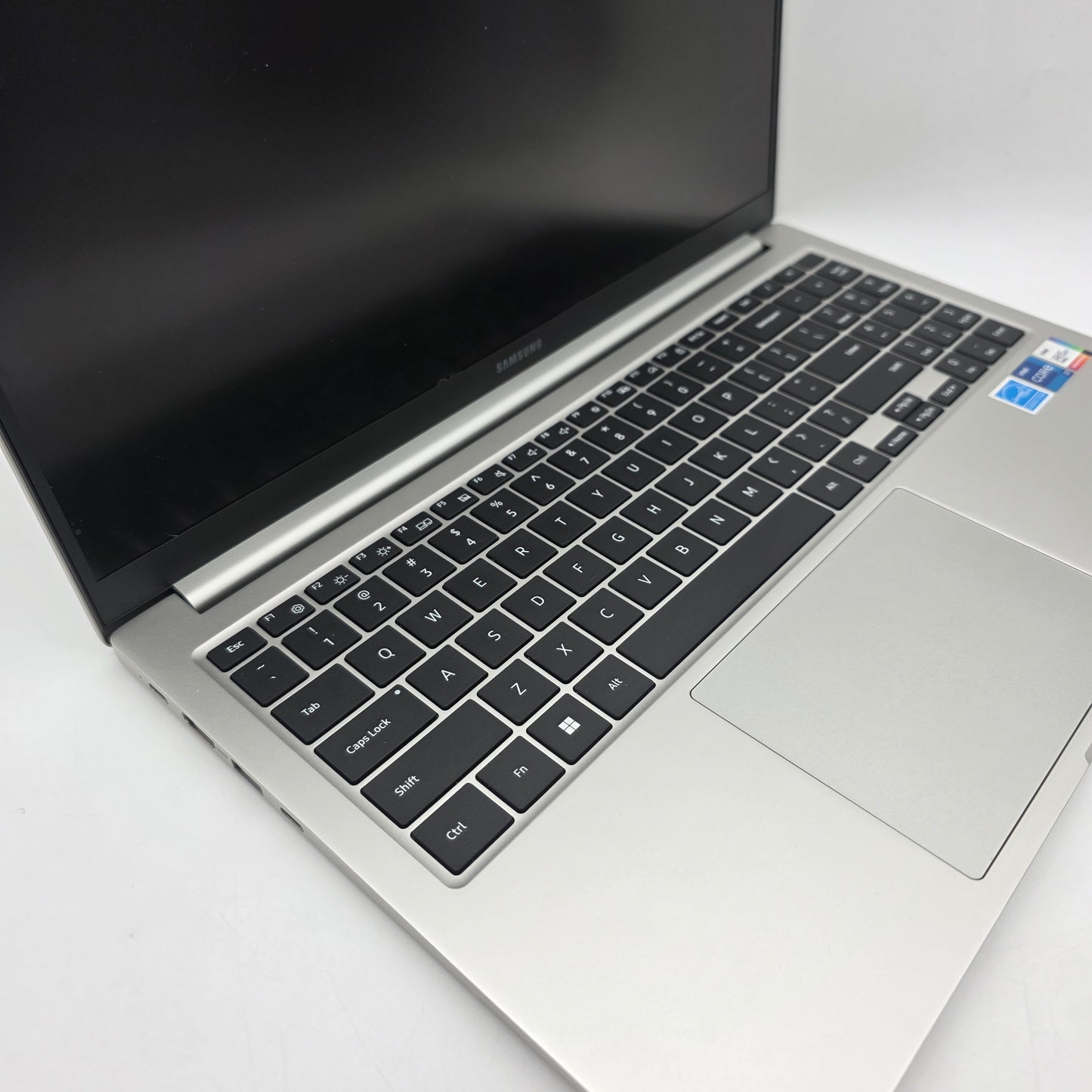 Samsung Galaxy Book NP750TDA 16" i7-1165G7 2.8GHz 16GB RAM 512GB SSD