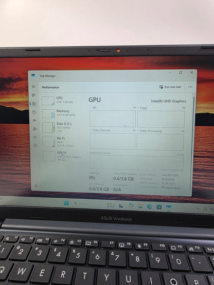 Asus Vivobook 14 X1404VA 13.9 i3-1315U 1.2GHz 8GB RAM 128GB SSD