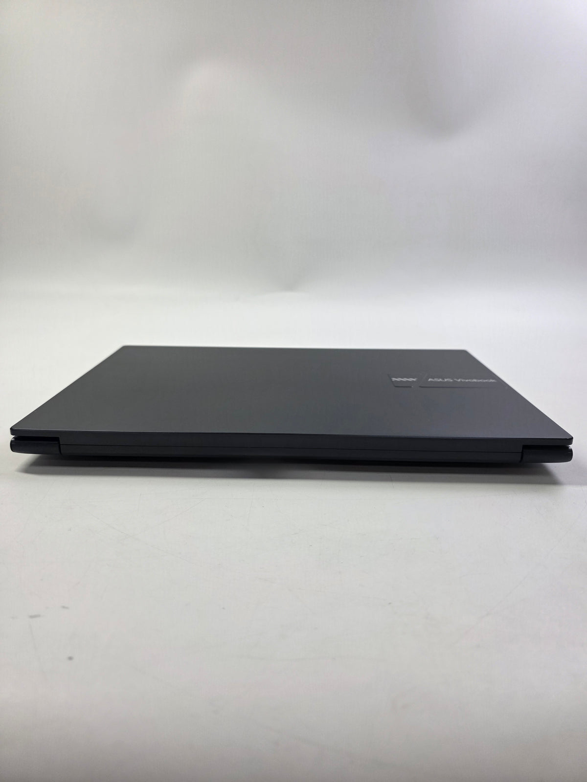 Asus Vivobook 14 X1404VA 13.9 i3-1315U 1.2GHz 8GB RAM 128GB SSD