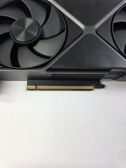 NVIDIA GeForce RTX 5070 Founders Edition FE 12GB GDDR7 Graphics Card