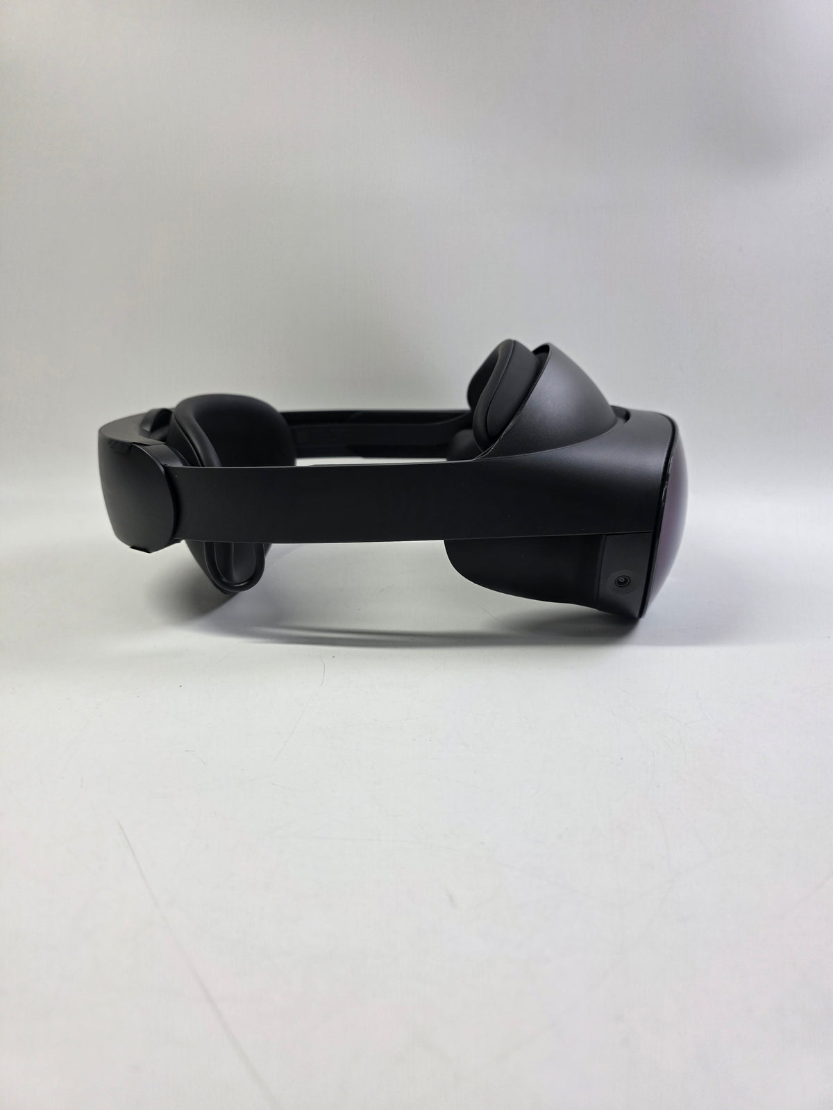Meta Quest Pro 256GB Standalone All-in-One VR Headset DK94EC