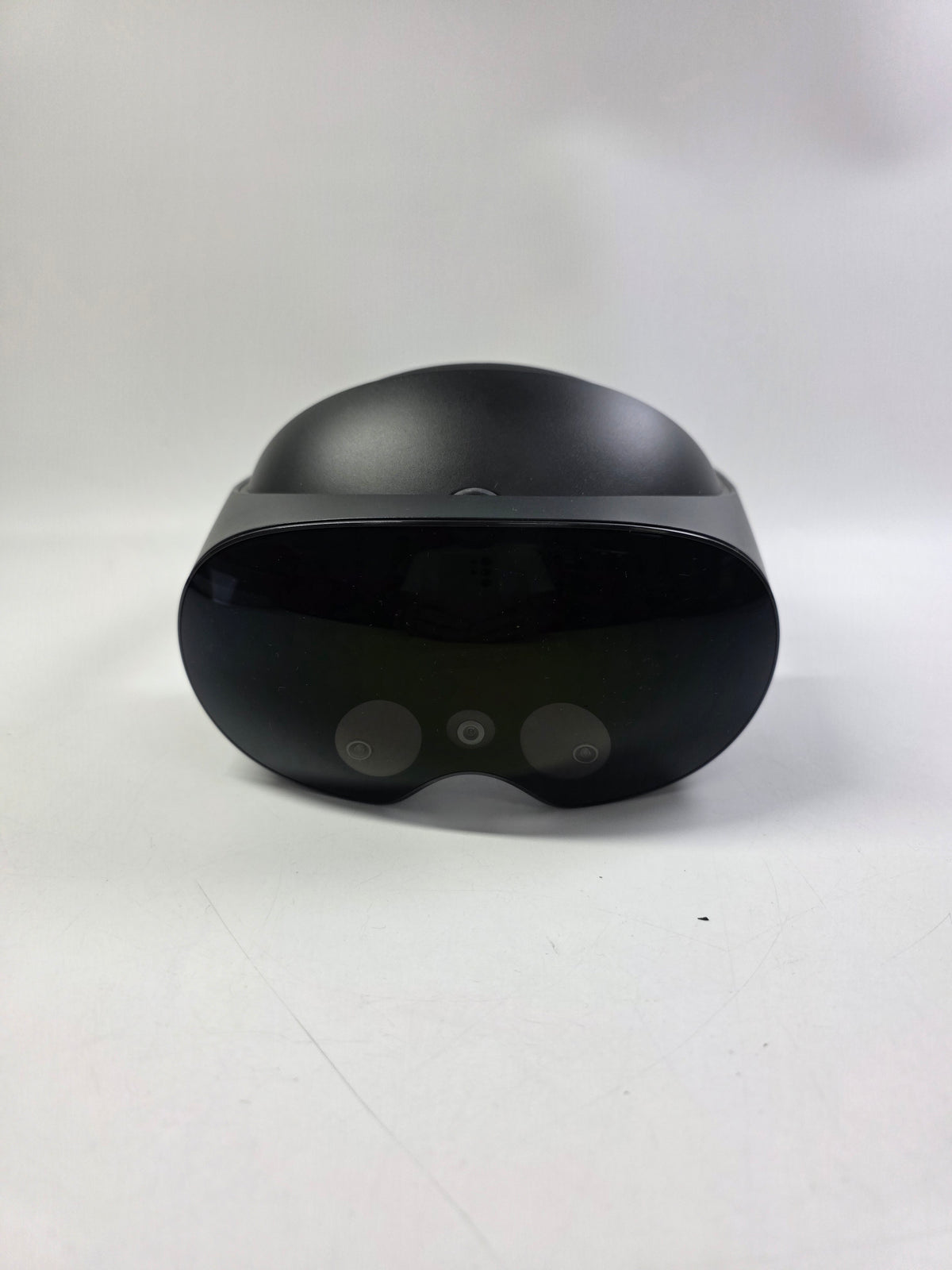 Meta Quest Pro 256GB Standalone All-in-One VR Headset DK94EC