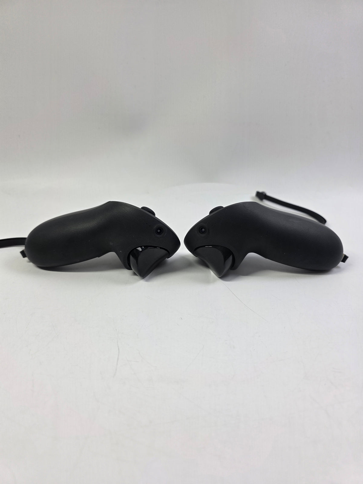 Meta Quest Pro 256GB Standalone All-in-One VR Headset DK94EC