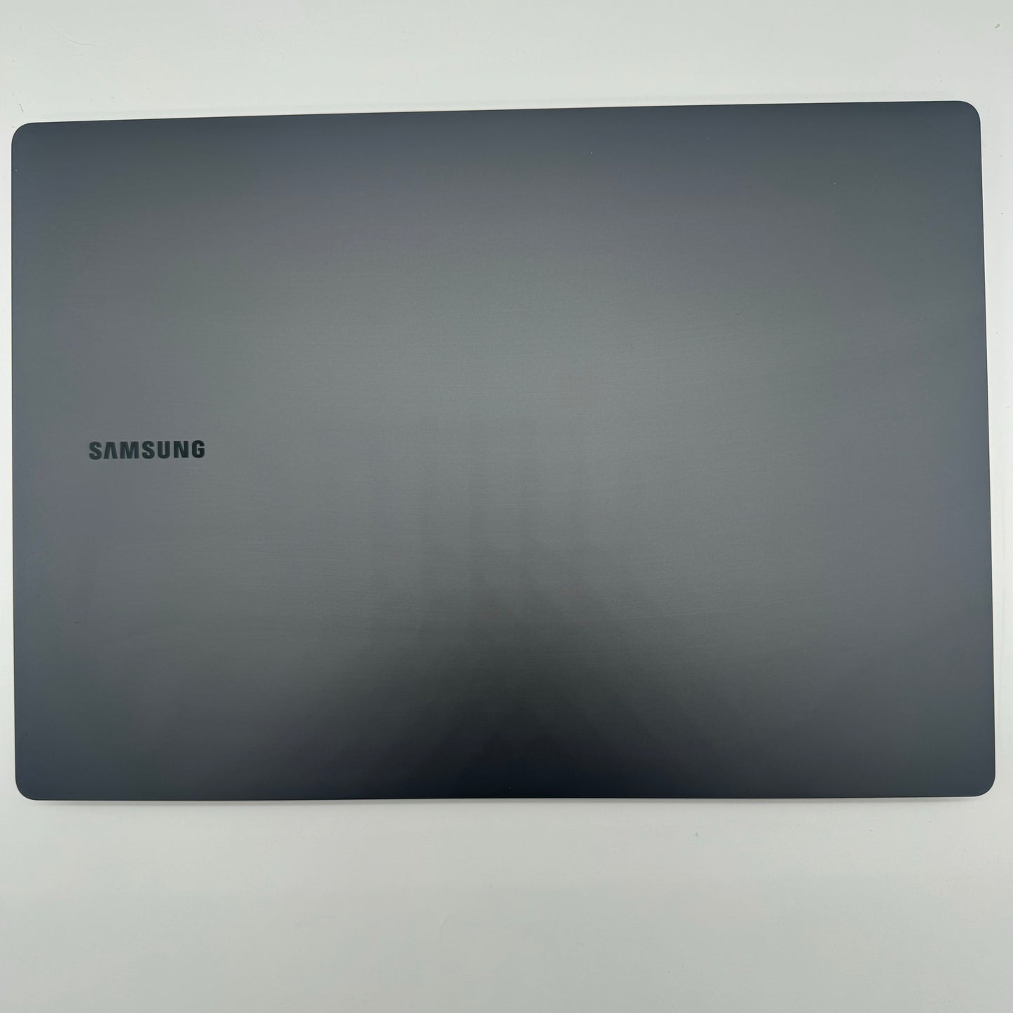 Samsung Galaxy Book 3 Pro NP960XFG 16" i7-1360P 2.2GHz 16GB RAM 1TB SSD