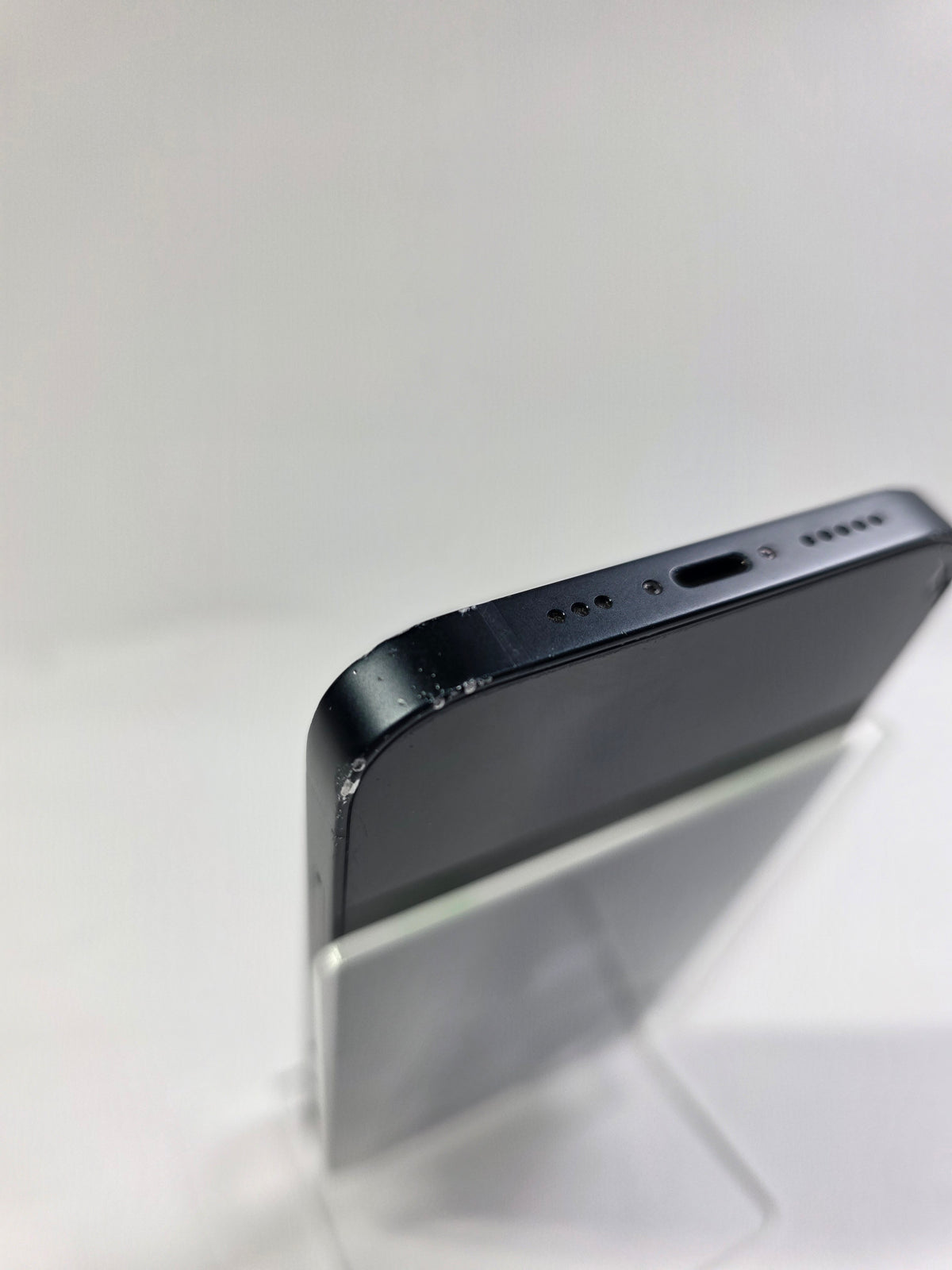 Factory Unlocked Apple iPhone 13 128GB Midnight MLA23LL/A