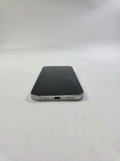 Unlocked Apple iPhone 16 Pro Max 256GB 26.7 White Titanium NYW43LL/A