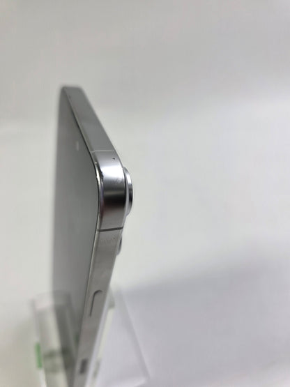 Unlocked Apple iPhone 16 Pro Max 256GB 26.7 White Titanium NYW43LL/A