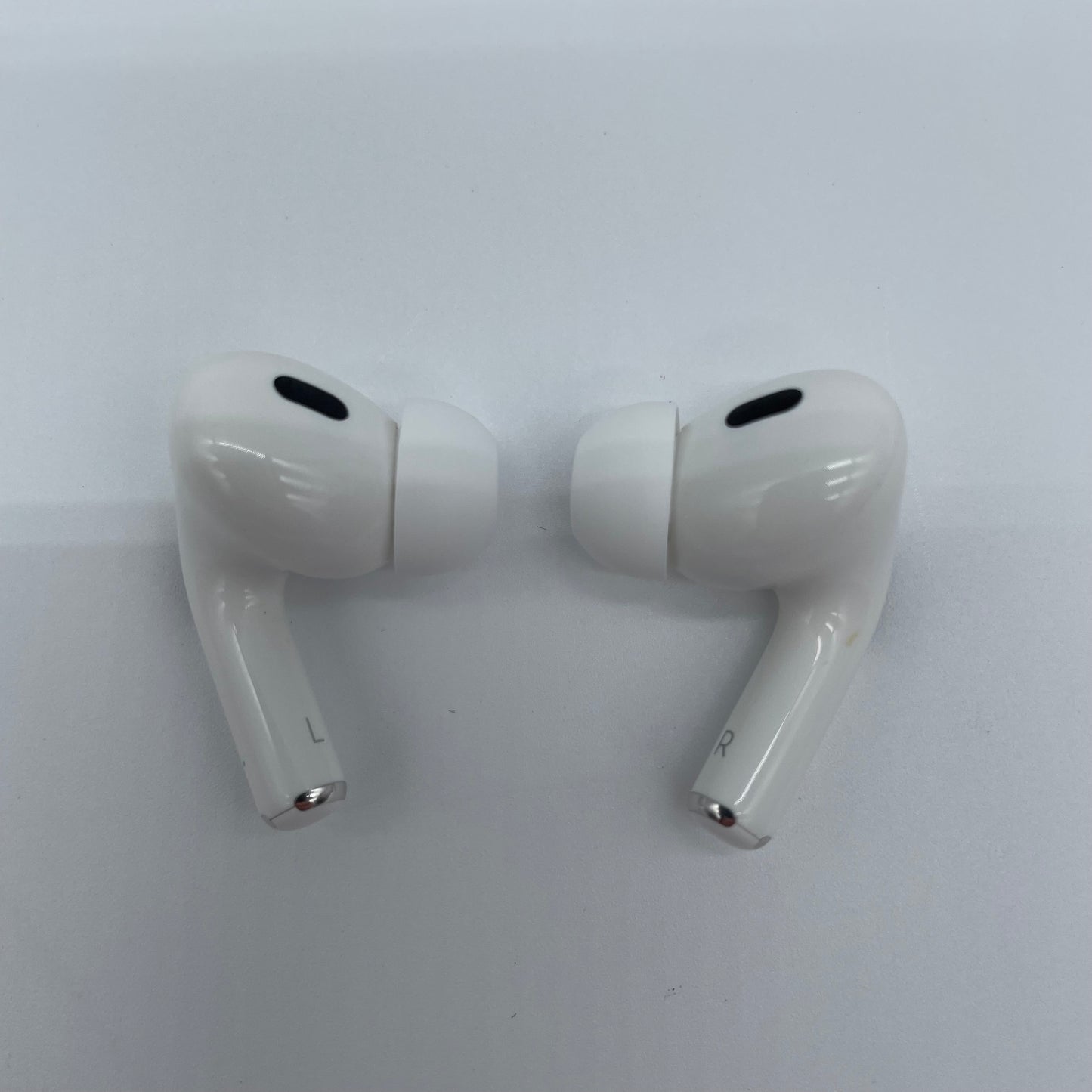 Apple AirPods Pro 2nd Gen with MagsSafe Charging Case A2699 A2698 A2700 A2698