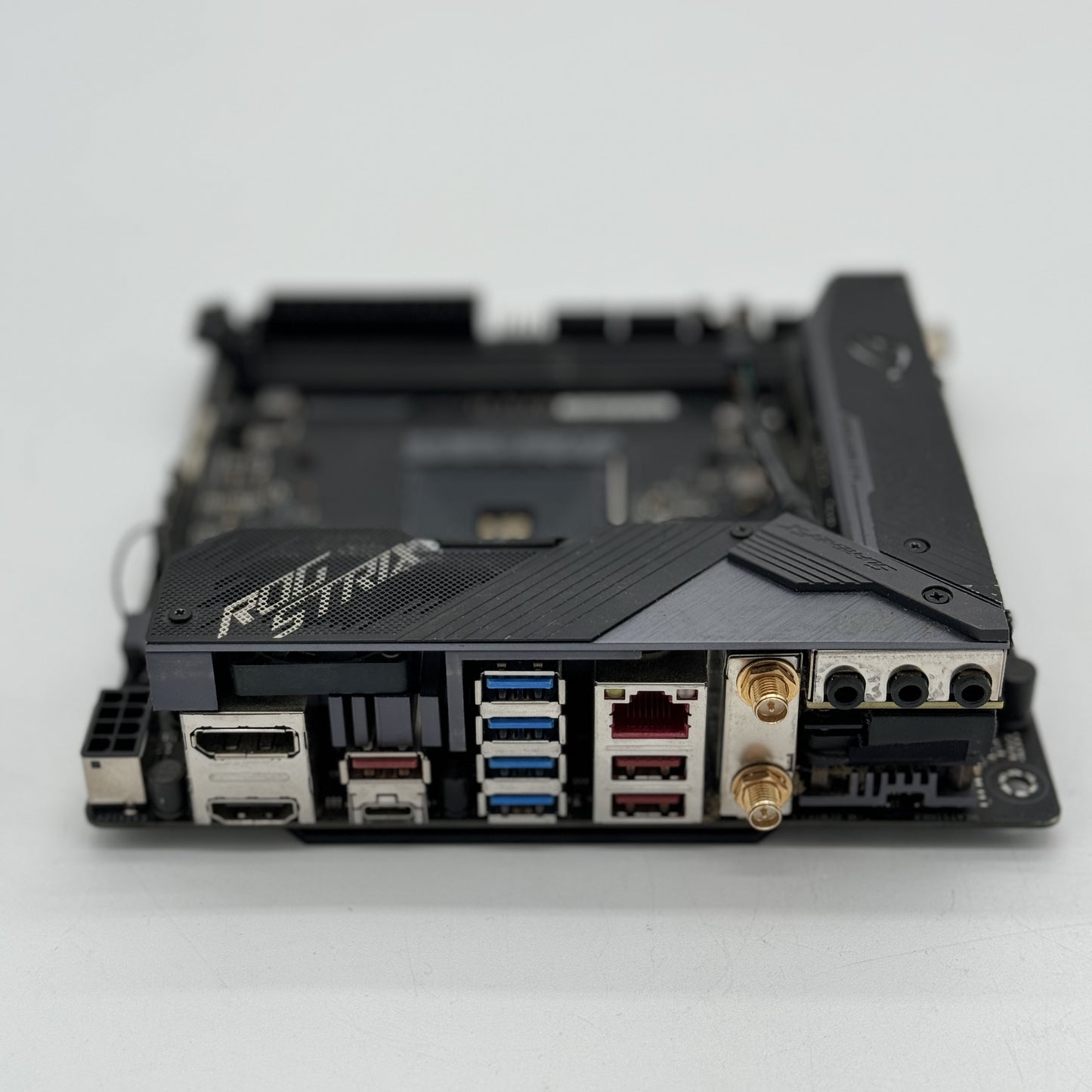 ASUS ROG STRIX X570-I Gaming AM4 Mini-ITX Motherboard