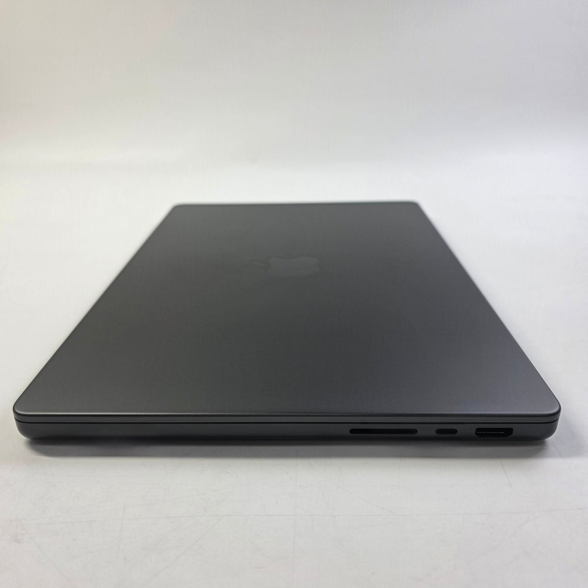 2024 Apple MacBook Pro 14" M4 10C GPU 4.5GHz 16GB RAM 512GB SSD MW2U3LL/A