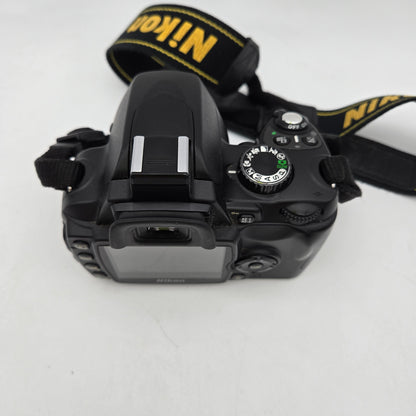 Nikon D60 10.2MP Digital SLR DSLR Camera 15,370 Shutter Count Body Only