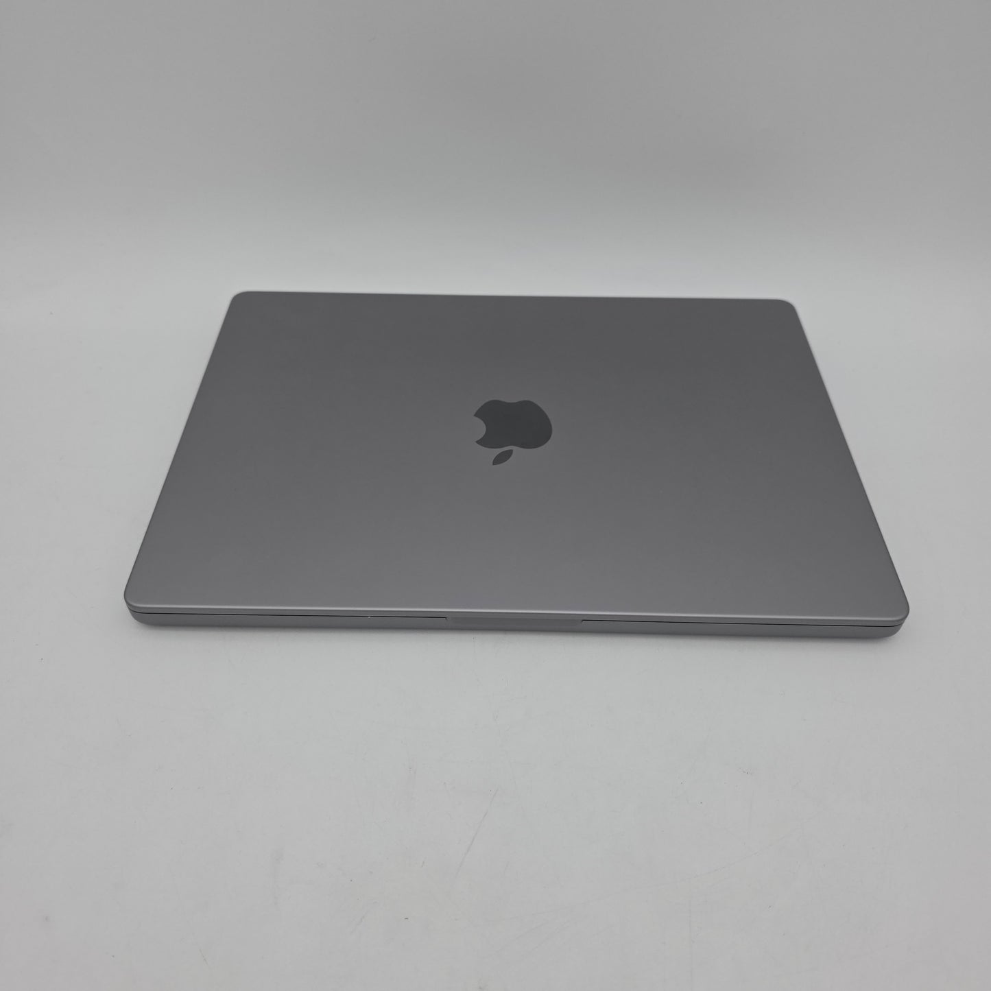 2023 Apple MacBook Pro 14" M3 4.0GHz 8GB RAM 512GB SSD